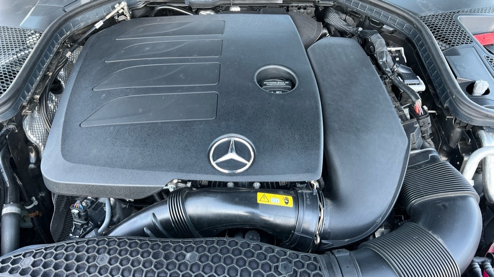 Used Mercedes-Benz C Class 2019 for sale - 76668170: Photo 19