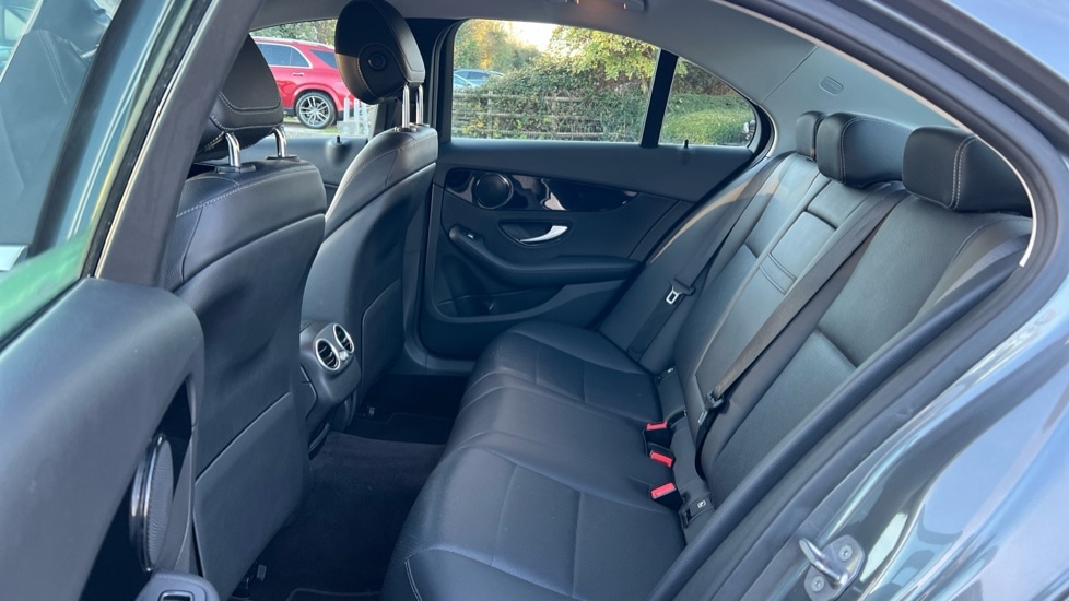 Used Mercedes-Benz C Class 2019 for sale - 76668170: Photo 24