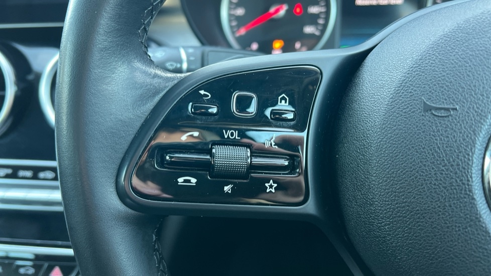 Used Mercedes-Benz C Class 2019 for sale - 76668170: Photo 34