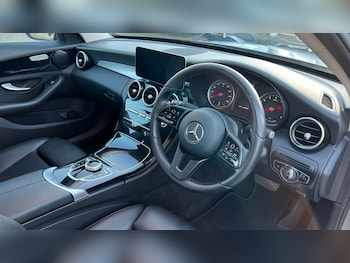 Used Mercedes-Benz C Class 2019 for sale - 76668170: Photo