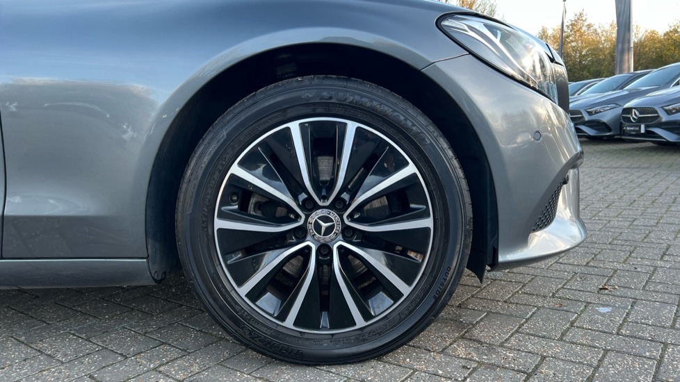 Used Mercedes-Benz C Class 2019 for sale - 76668170: Photo 5