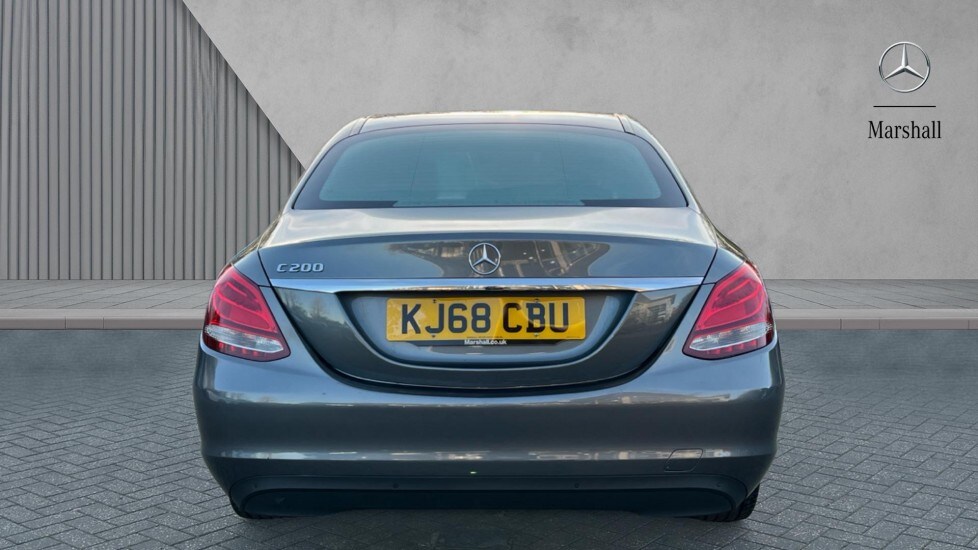 Used Mercedes-Benz C Class 2019 for sale - 76668170: Photo 7