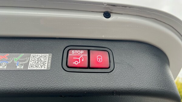 Used Mercedes-Benz C-Class 2025 for sale - 76217028: Photo 28