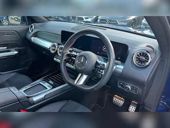 Used Mercedes-Benz EQB 2024 for sale - 76635694: Photo