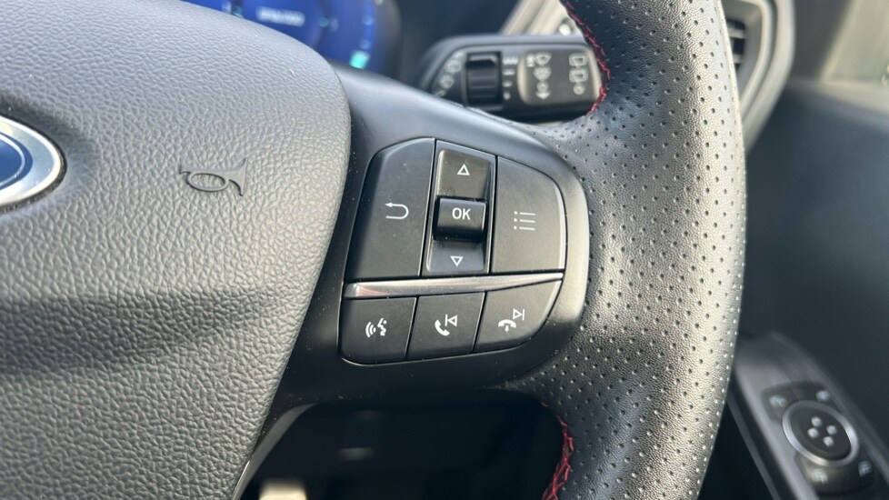 Used Ford Kuga 2021 for sale - 76248609: Photo 31