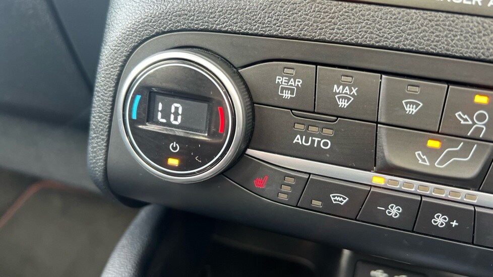 Used Ford Kuga 2021 for sale - 76248609: Photo 39