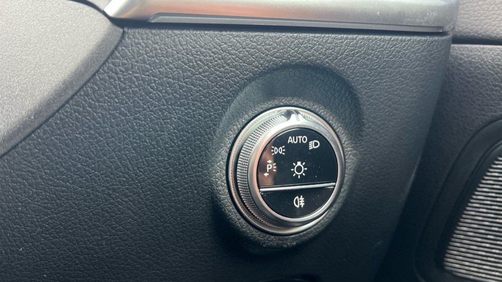 Used Mercedes-Benz C Class 2022 for sale - 76434721: Photo 37