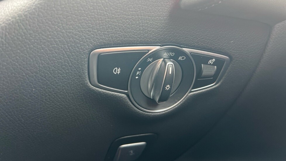 Used Mercedes-Benz EQC 2022 for sale - 76881945: Photo 39