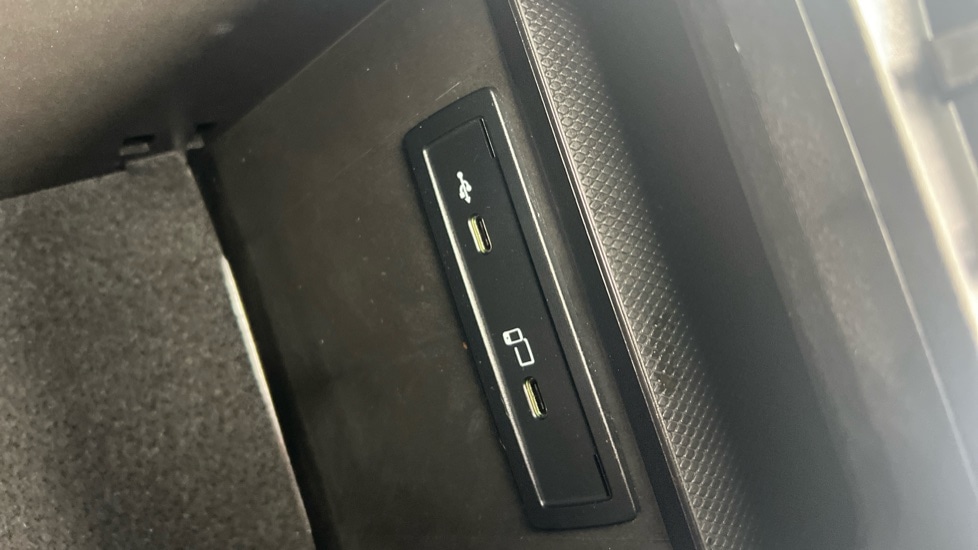 Used Mercedes-Benz EQC 2022 for sale - 76881945: Photo 49