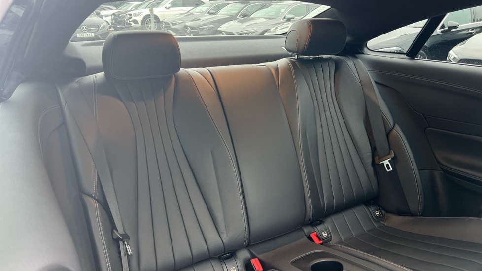 Used Mercedes-Benz E-Class 2021 for sale - 76061950: Photo 15