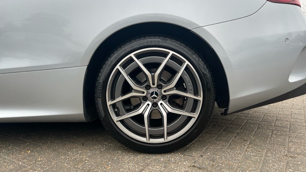 Used Mercedes-Benz E-Class 2021 for sale - 76061950: Photo 26