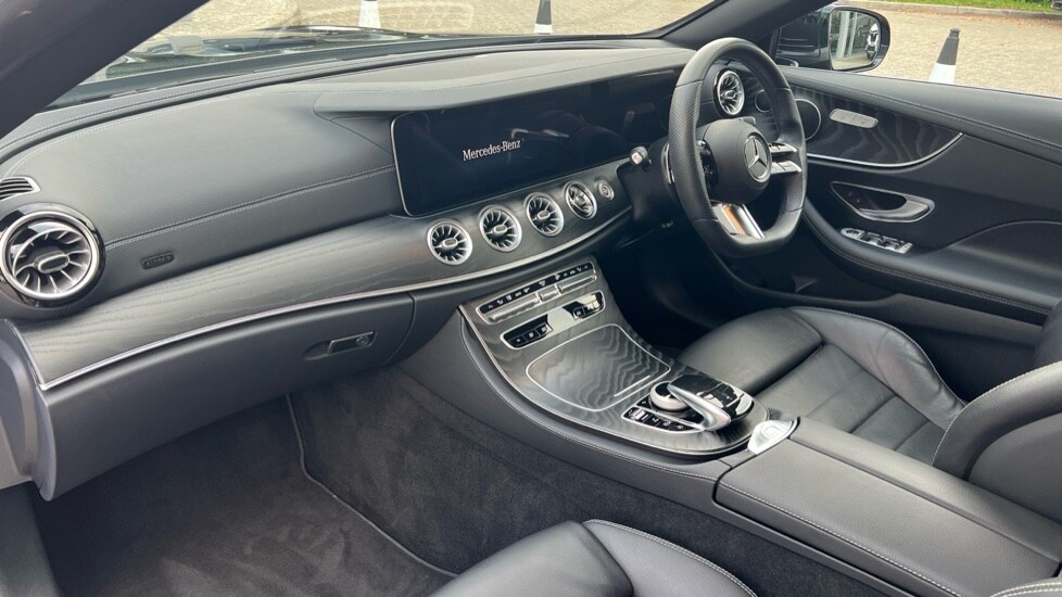 Used Mercedes-Benz E Class 2023 for sale - 76321860: Photo 11