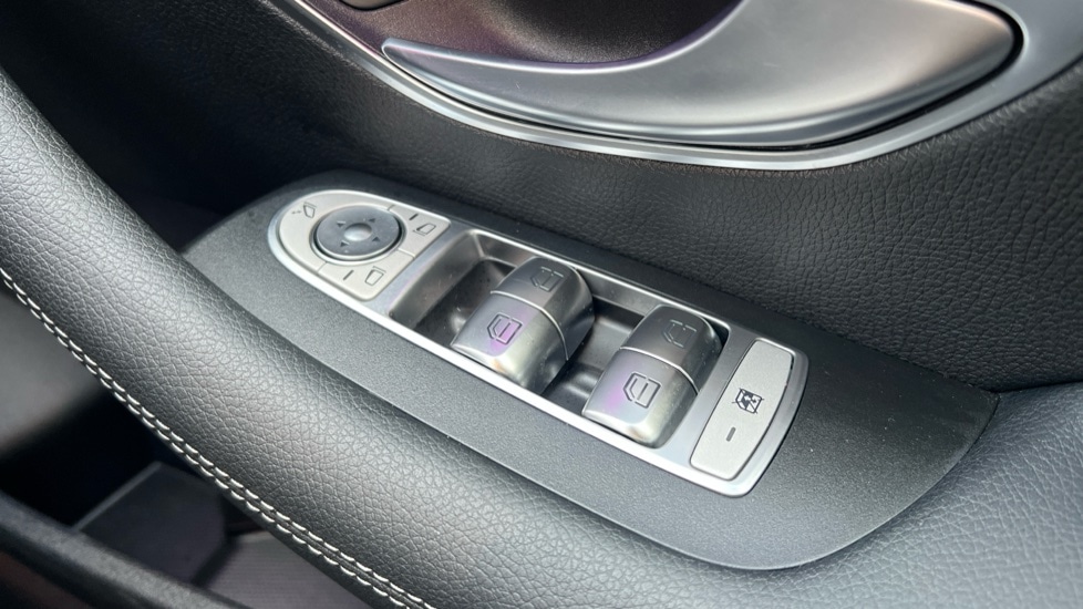 Used Mercedes-Benz E Class 2023 for sale - 76321860: Photo 31