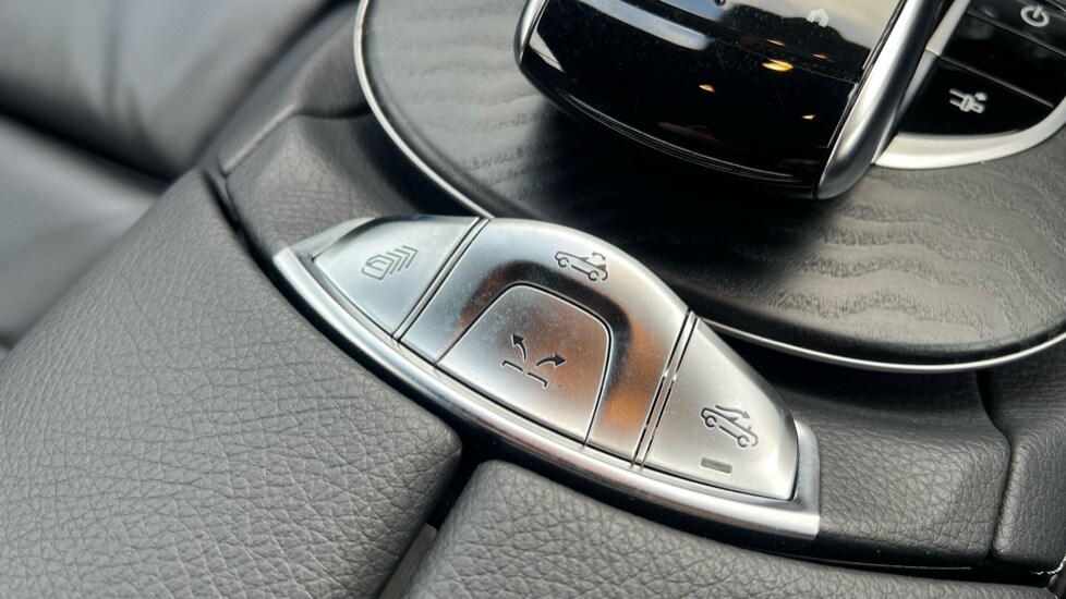 Used Mercedes-Benz E Class 2023 for sale - 76321860: Photo 45