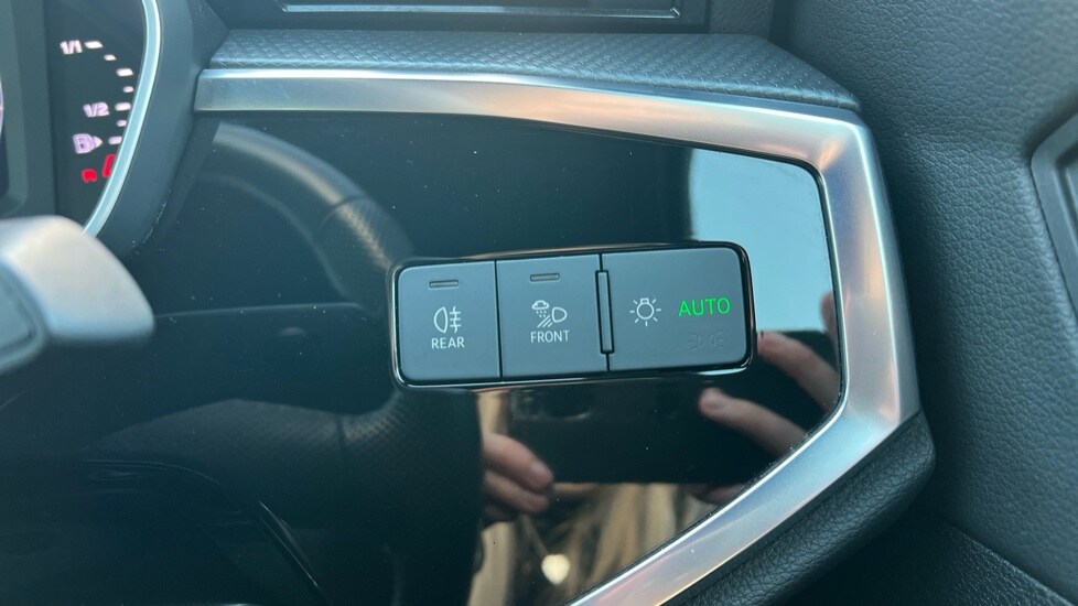 Used Audi Q3 2019 for sale - 76623626: Photo 32