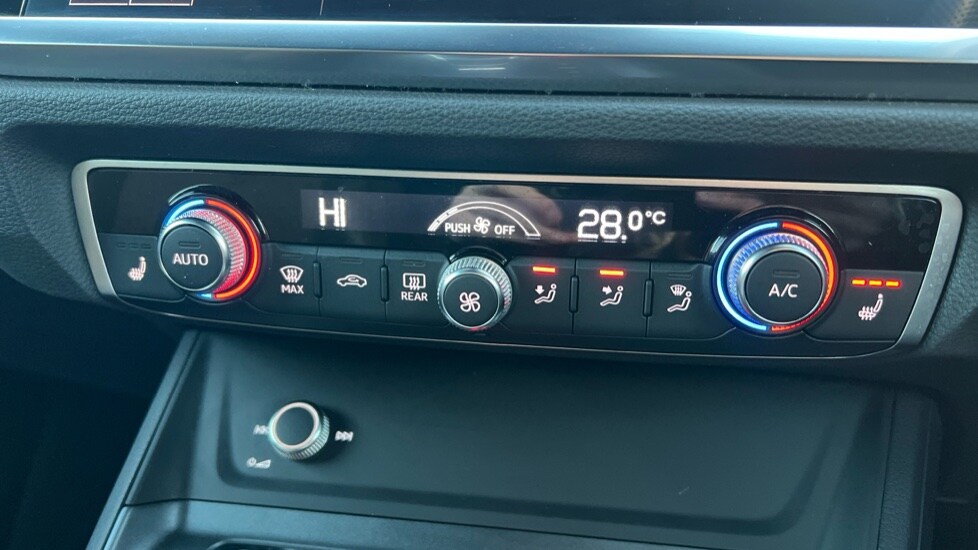 Used Audi Q3 2019 for sale - 76623626: Photo 41