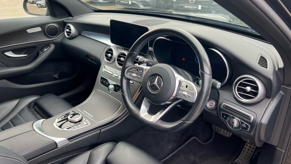 Used Mercedes-Benz C Class 2021 for sale - 76647800: Photo 3