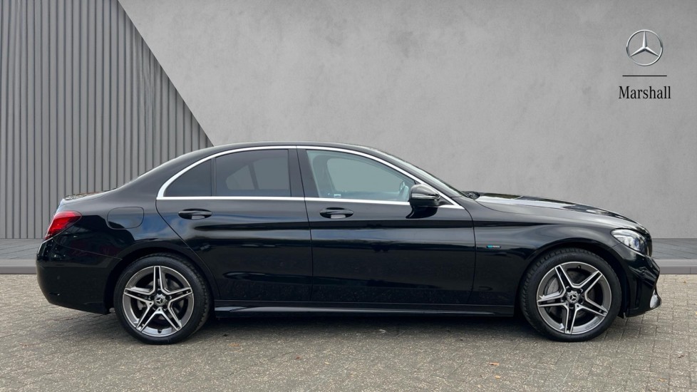 Used Mercedes-Benz C Class 2021 for sale - 76647800: Photo 4