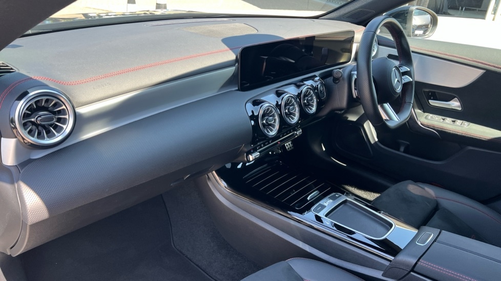 Used Mercedes-Benz CLA 2024 for sale - 76691398: Photo 11