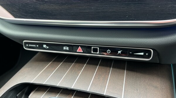 Used Mercedes-Benz E-Class 2025 for sale - 75472552: Photo 41