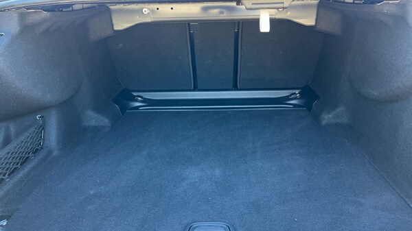 Used Mercedes-Benz E-Class 2024 for sale - 75472394: Photo 17