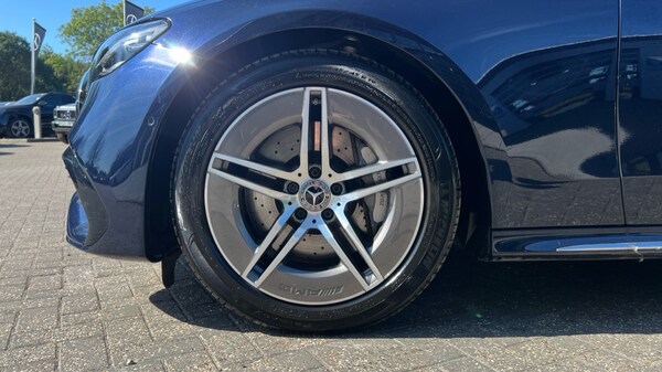 Used Mercedes-Benz E-Class 2024 for sale - 75472394: Photo 25