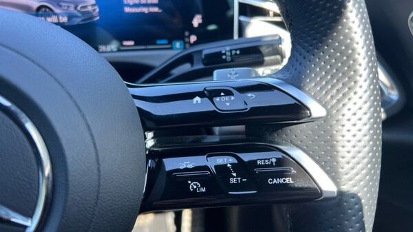 Used Mercedes-Benz E-Class 2024 for sale - 75472394: Photo 34