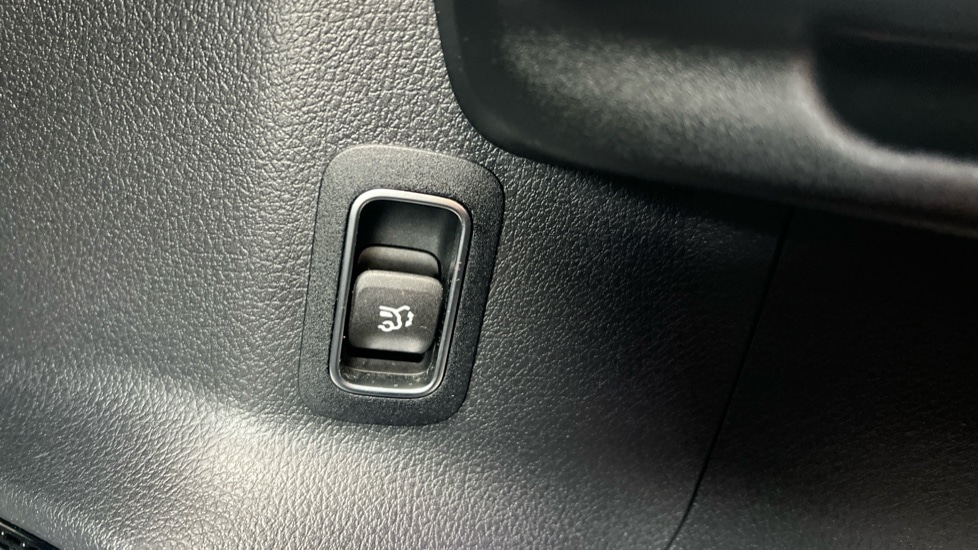 Used Mercedes-Benz EQA 2021 for sale - 76044452: Photo 36