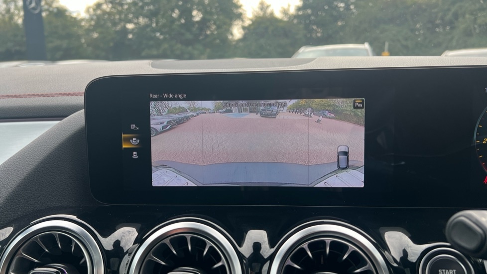 Used Mercedes-Benz EQA 2021 for sale - 76044452: Photo 43