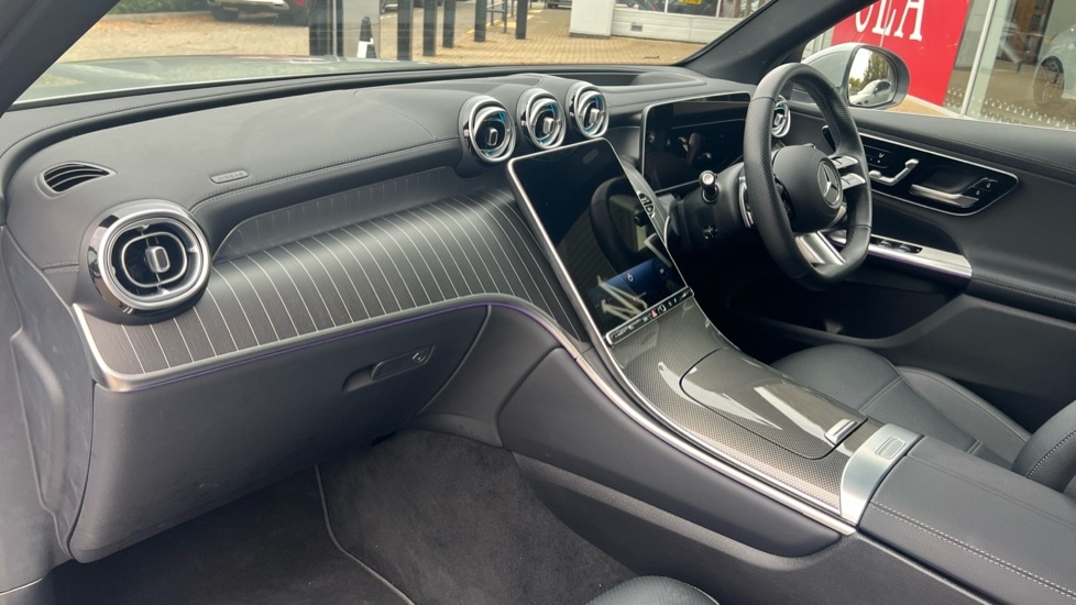 Used Mercedes-Benz GLC 2024 for sale - 76390061: Photo 11