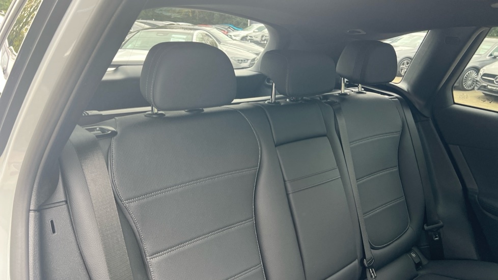 Used Mercedes-Benz GLC 2024 for sale - 76390061: Photo 15