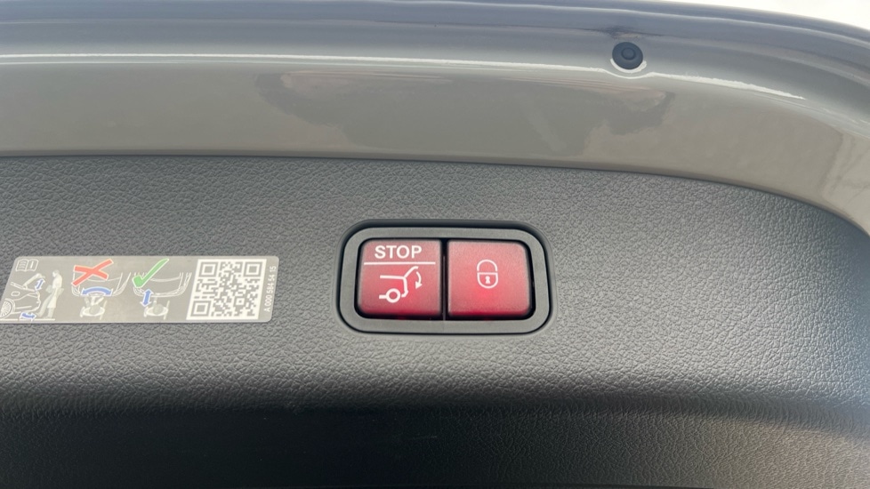 Used Mercedes-Benz GLC 2024 for sale - 76390061: Photo 28