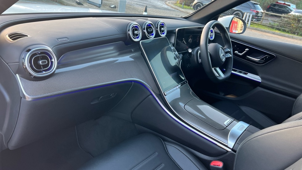 Used Mercedes-Benz GLC 2024 for sale - 76977671: Photo 11