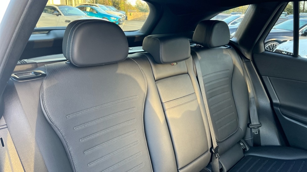 Used Mercedes-Benz GLC 2024 for sale - 76977671: Photo 15