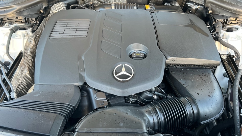 Used Mercedes-Benz GLC 2024 for sale - 76977671: Photo 19