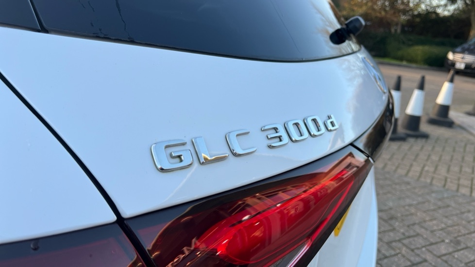 Used Mercedes-Benz GLC 2024 for sale - 76977671: Photo 22