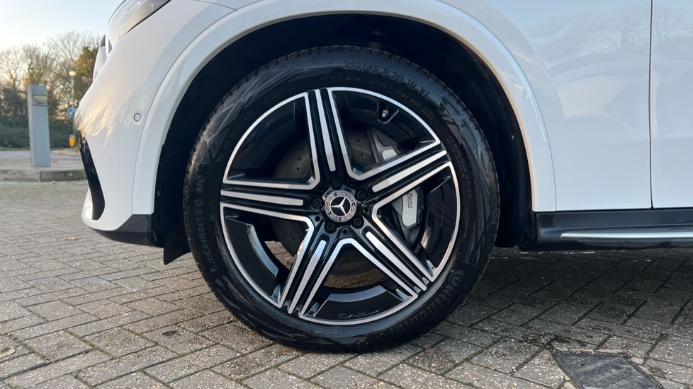 Used Mercedes-Benz GLC 2024 for sale - 76977671: Photo 25