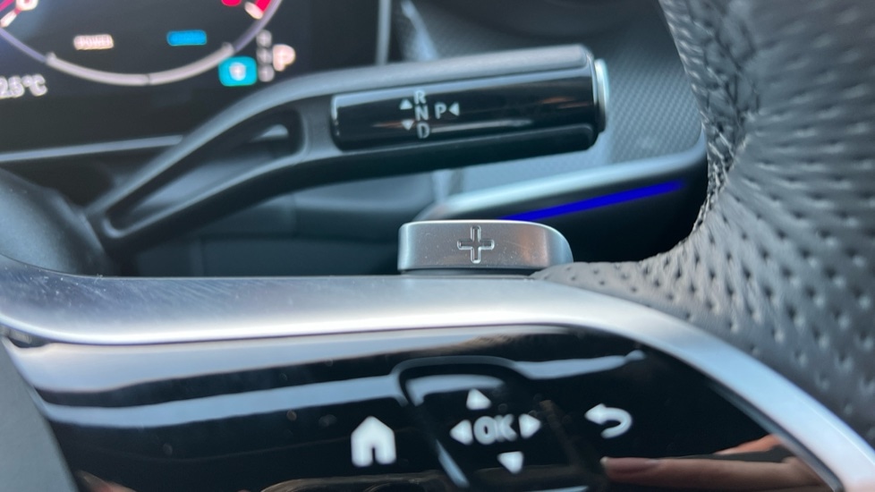 Used Mercedes-Benz GLC 2024 for sale - 76977671: Photo 38