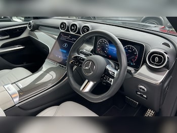 Used Mercedes-Benz GLC 2023 for sale - 76552315: Photo