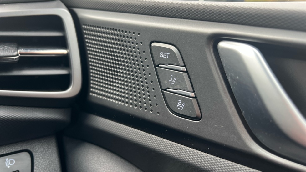 Used Hyundai IONIQ 2020 for sale - 76493900: Photo 28