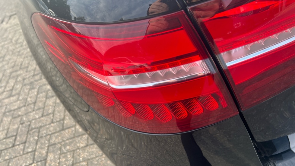 Used Mercedes-Benz GLC 2018 for sale - 76074419: Photo 21