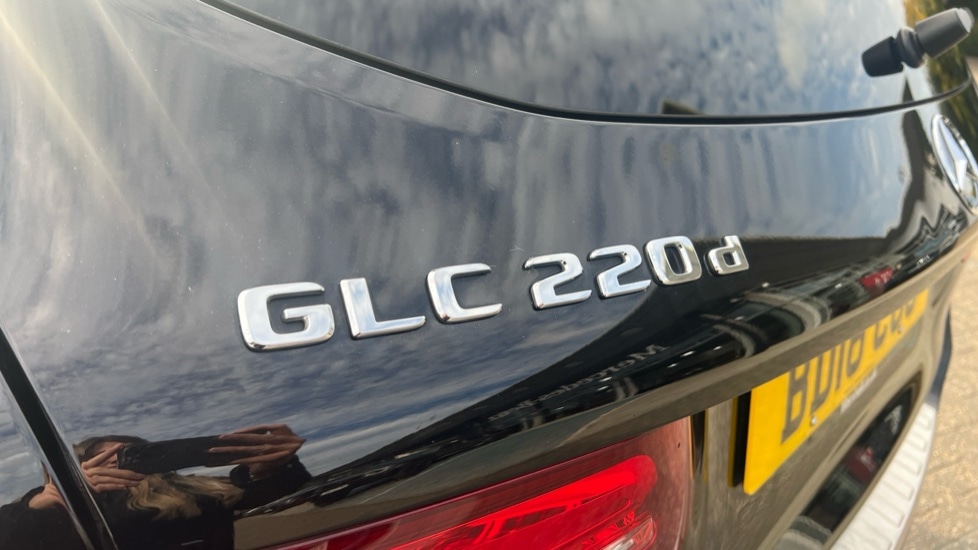 Used Mercedes-Benz GLC 2018 for sale - 76074419: Photo 22