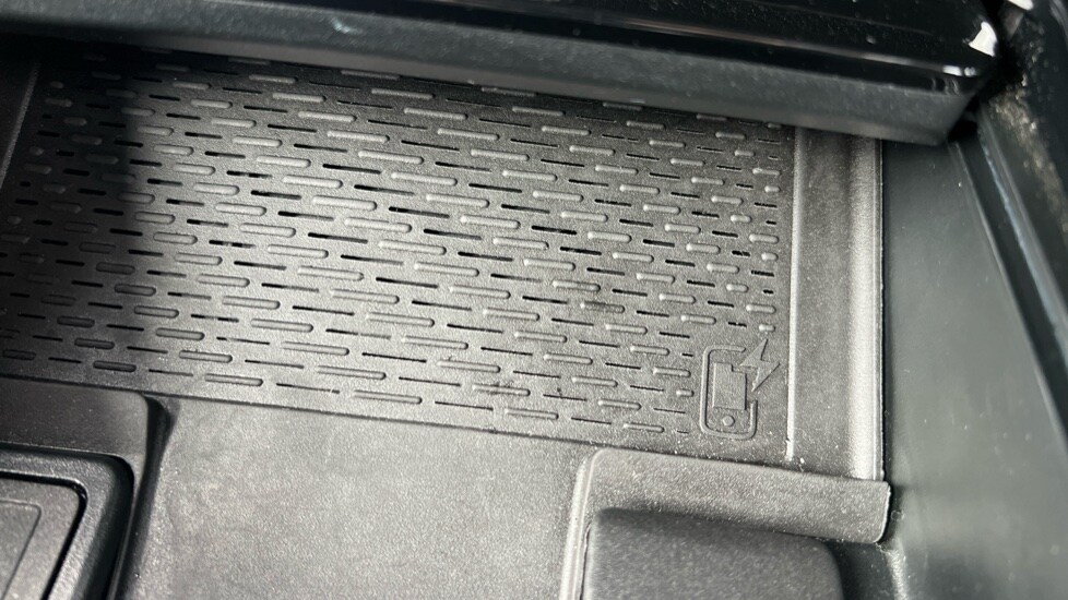 Used Mercedes-Benz GLB 2024 for sale - 76452079: Photo 45