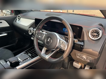 Used Mercedes-Benz EQA 2022 for sale - 75565428: Photo