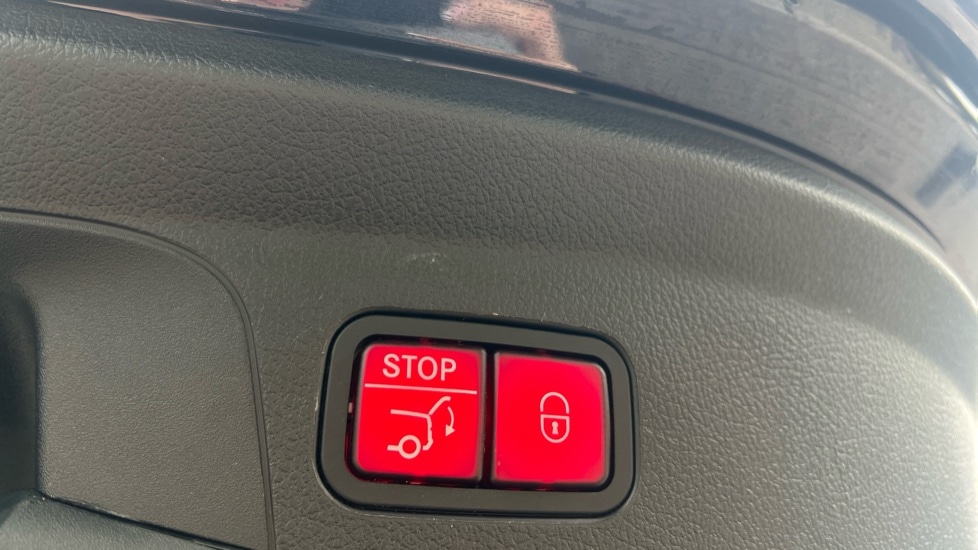 Used Mercedes-Benz GLE 2021 for sale - 76796425: Photo 28