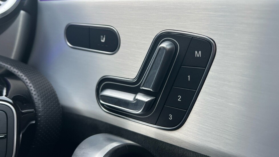 Used Mercedes-Benz CLA 2023 for sale - 76609472: Photo 32