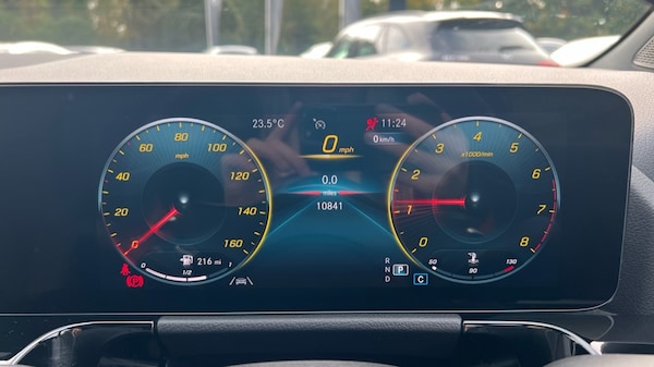 Used Mercedes-Benz GLA 2023 for sale - 76272786: Photo 16