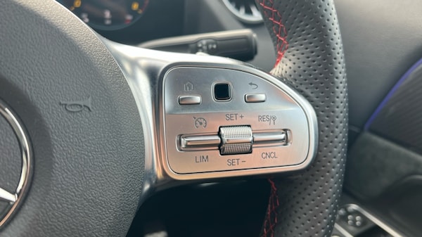 Used Mercedes-Benz GLA 2023 for sale - 76272786: Photo 35