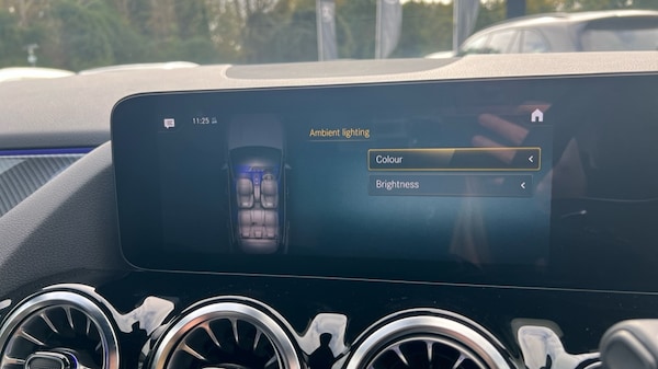 Used Mercedes-Benz GLA 2023 for sale - 76272786: Photo 42