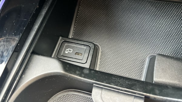 Used Mercedes-Benz GLA 2023 for sale - 76272786: Photo 44